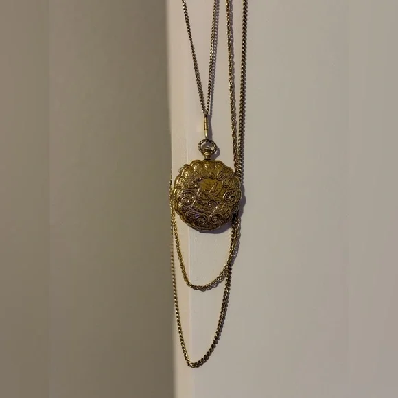 VTG 70s Goldette Statement Pendant Layered Necklace Pocket Watch Style Locket - Picture 2 of 9